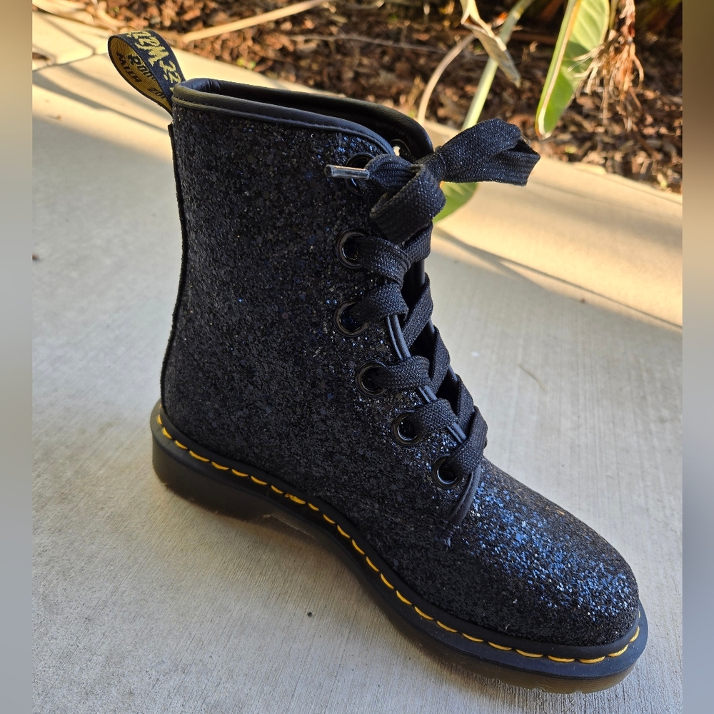 Single (LEFT) Dr. Marten "1460 Farrah" Black Glitter Boot, 7